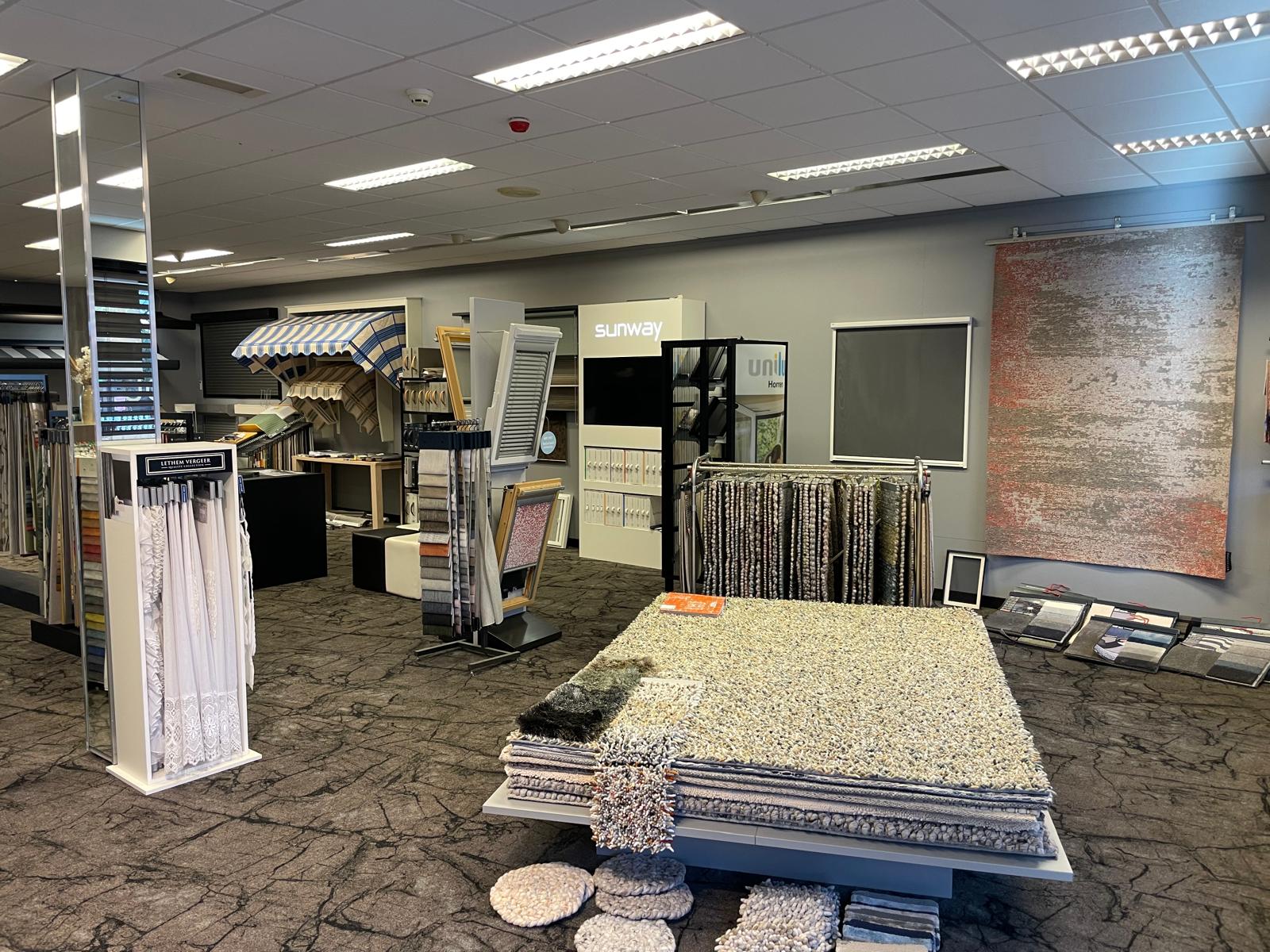 Overzicht van de showroom
